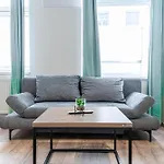 Westbahnhof - Kingbed Studio With Ensuite Washer